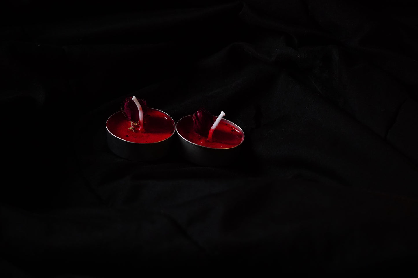 Bleeding Rose Candles